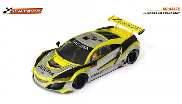 Slotcar 1:32 analog SCALEAUTO NSX GT3 Cup Kit Silver/Yellow m.Racing R T3 Anglewinder-Chassis